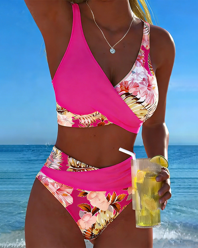 Jolina | Two-Piece Bikini with Floral Print and Contrast