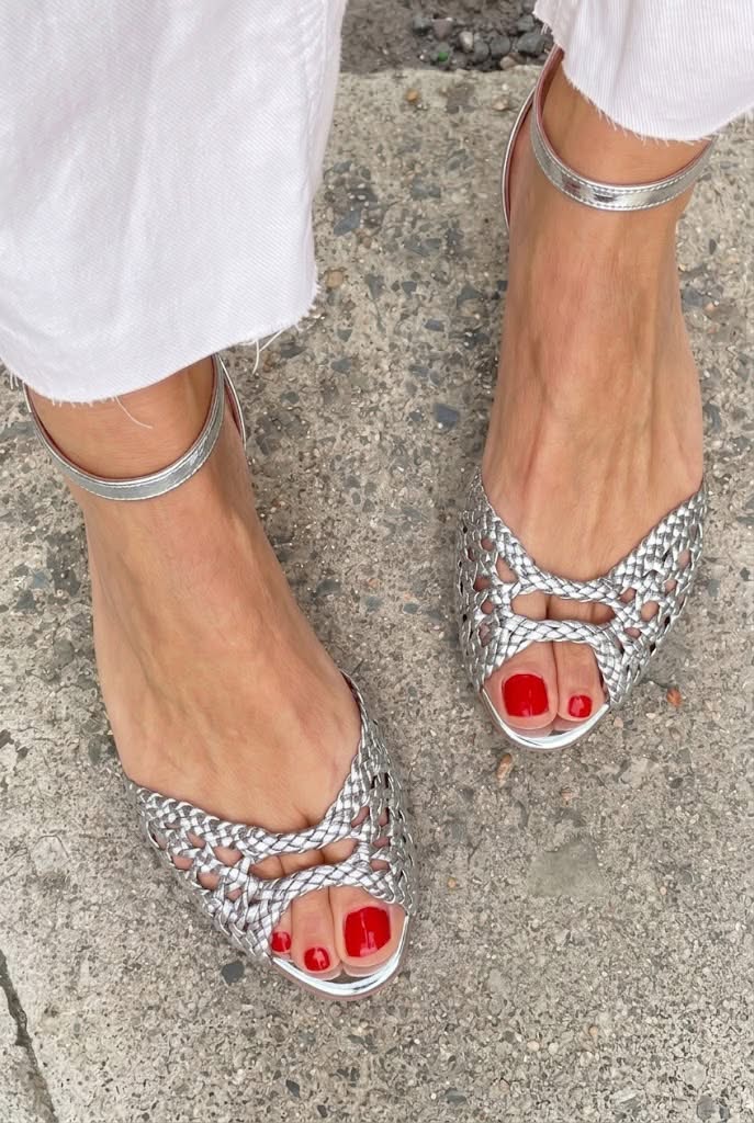 Palesa | Golden Woven Flat Sandals