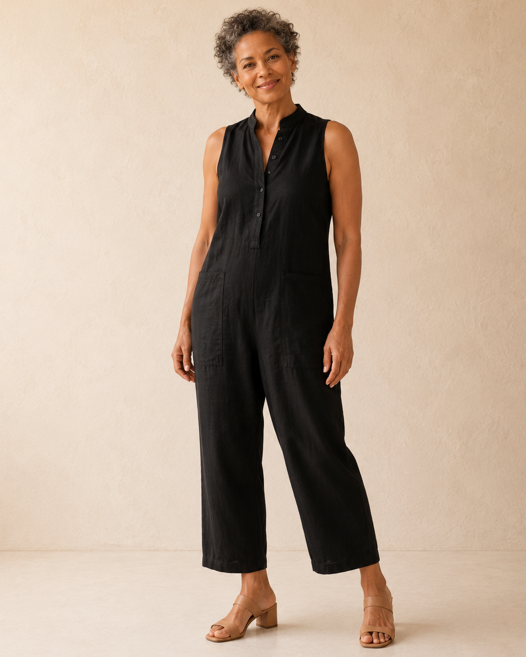 Precious | Sleeveless Dress with Mandarin Collar