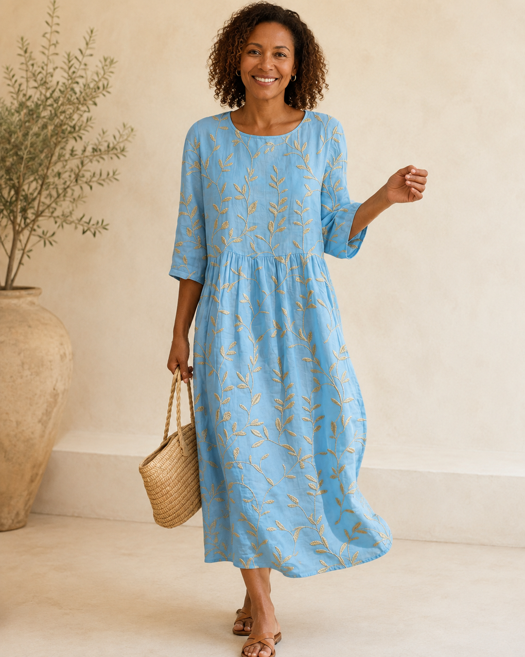 Lerato | Midi Dress with Round Neck and Embroidery