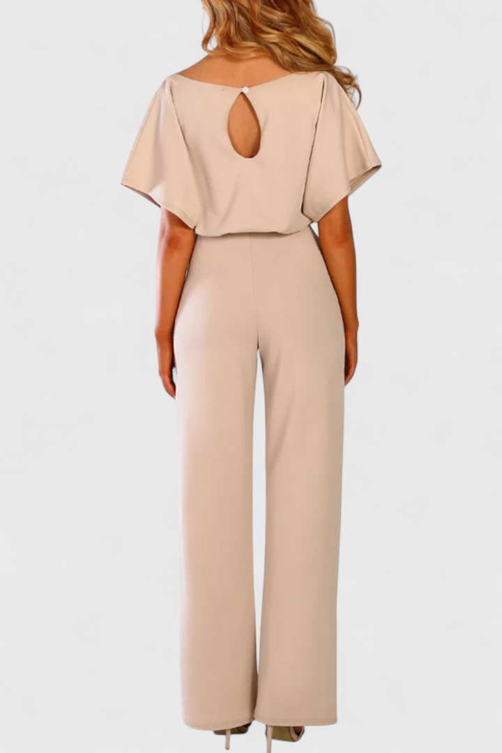 Evie | Mono Chic with Fluid Silhouette