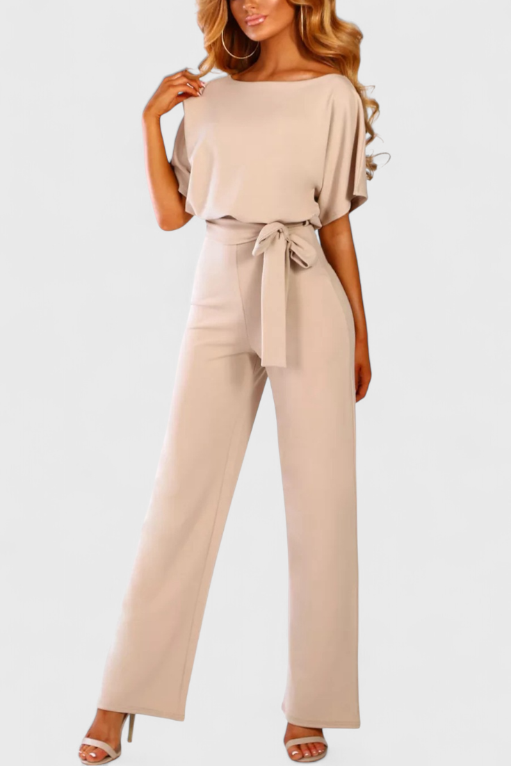 Evie | Mono Chic with Fluid Silhouette