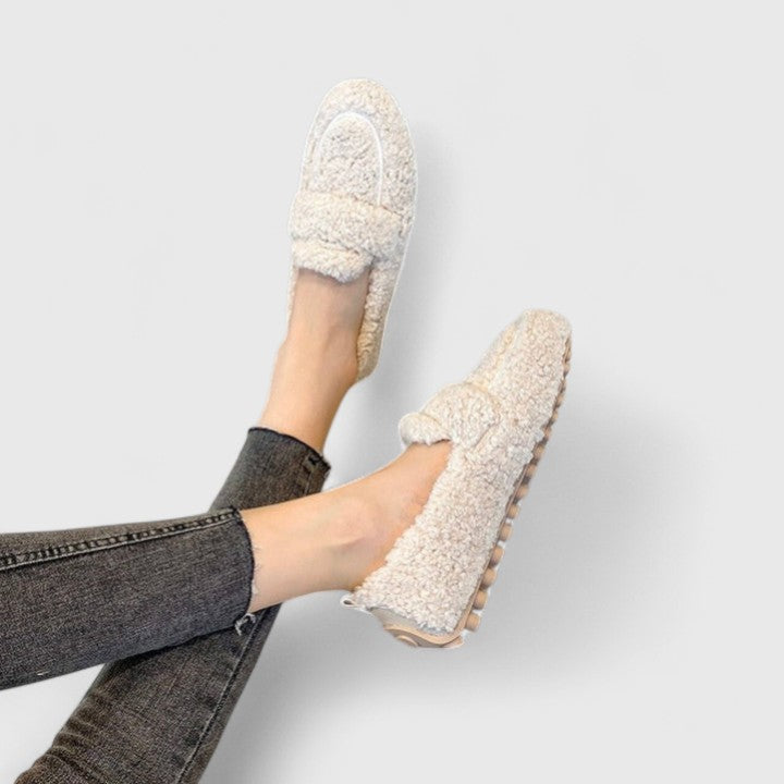 Solenne | Warm slippers with elegant design