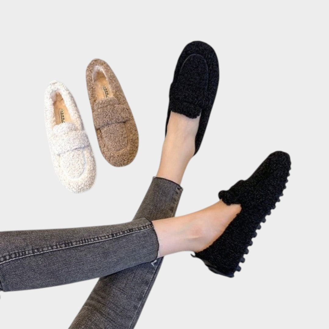 Solenne | Warm slippers with elegant design