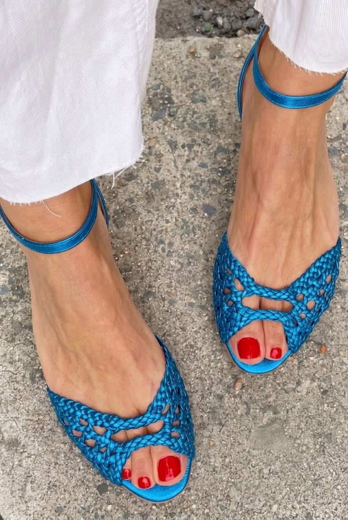 Palesa | Golden Woven Flat Sandals