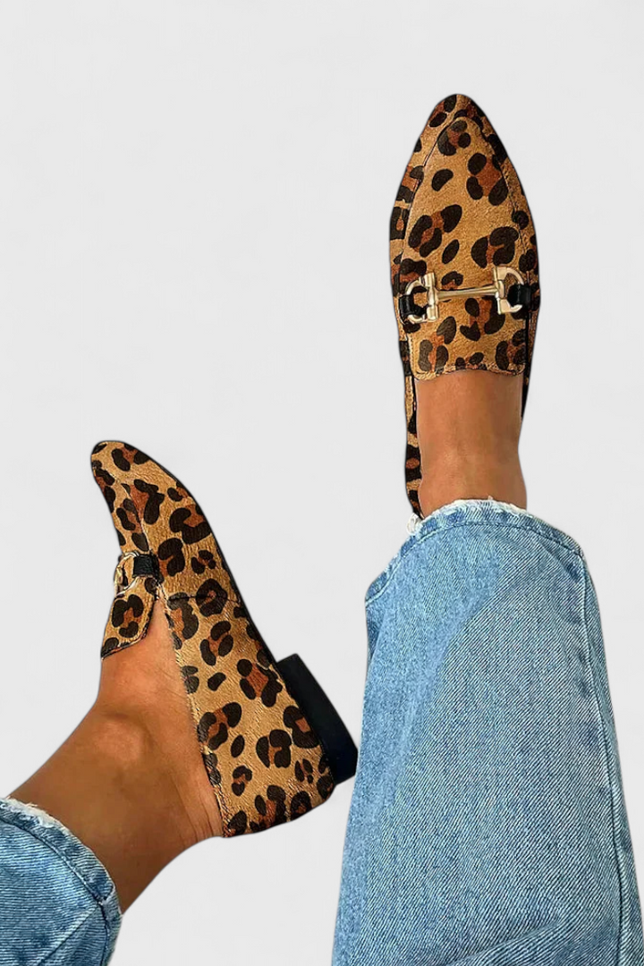 Rain | Elegant Loafers with Engraved Pattern and Subtle Heel