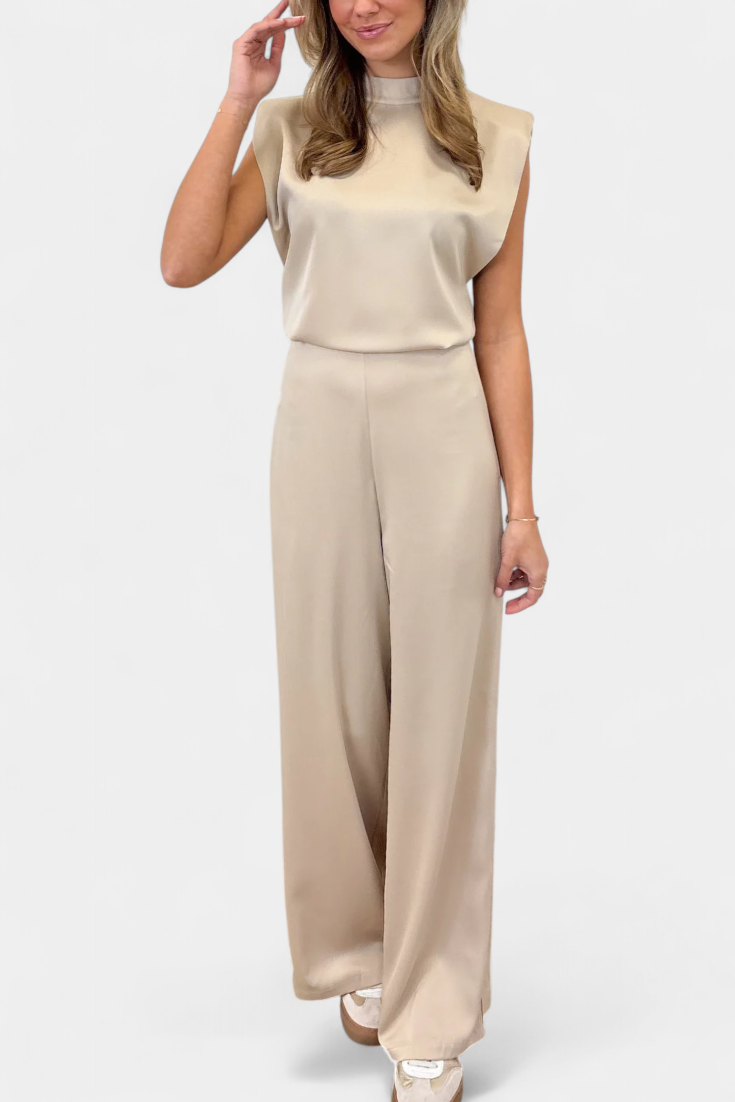 Francis | Mono Backless Fluid Cut
