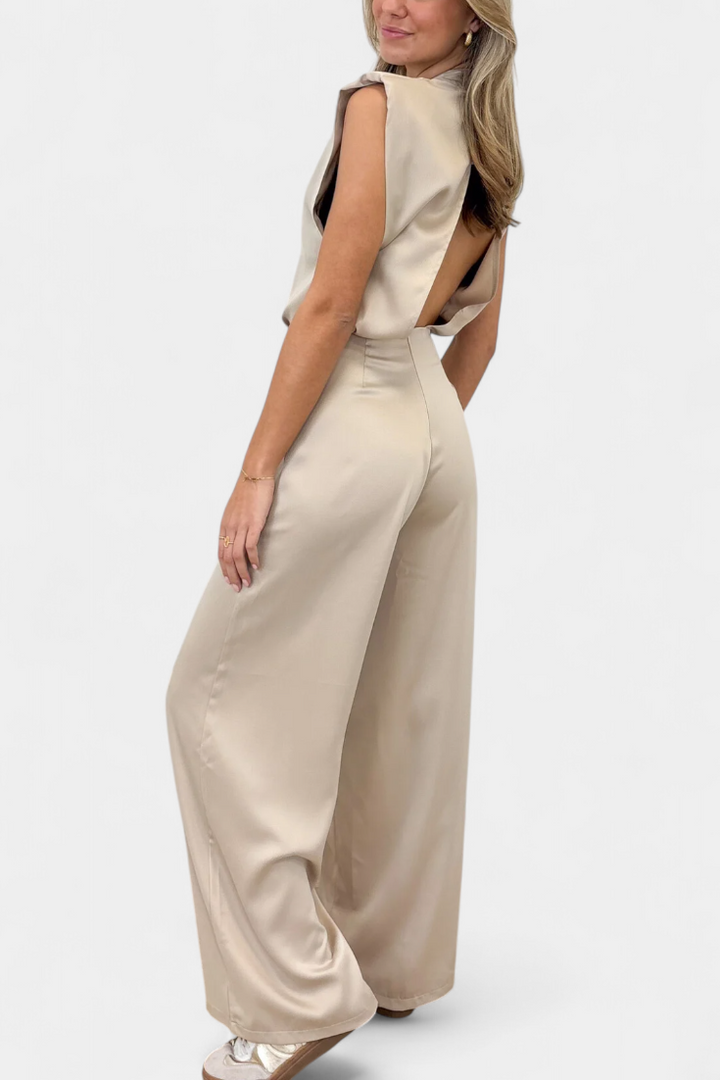 Francis | Mono Backless Fluid Cut