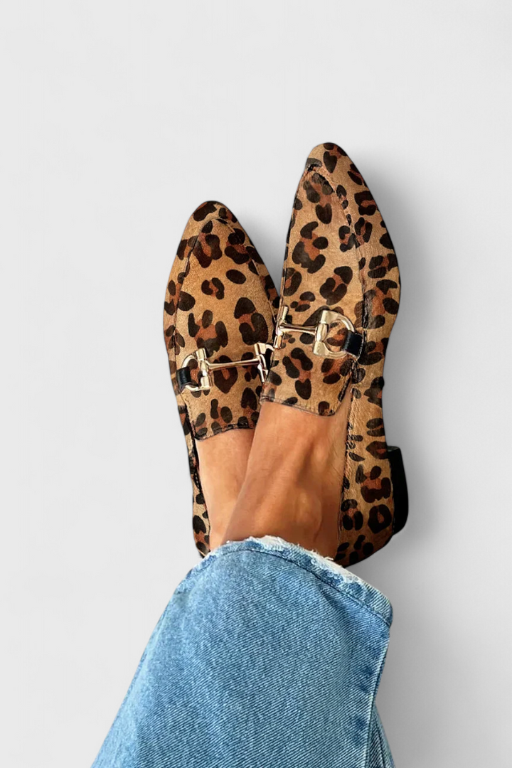 Rain | Elegant Loafers with Engraved Pattern and Subtle Heel