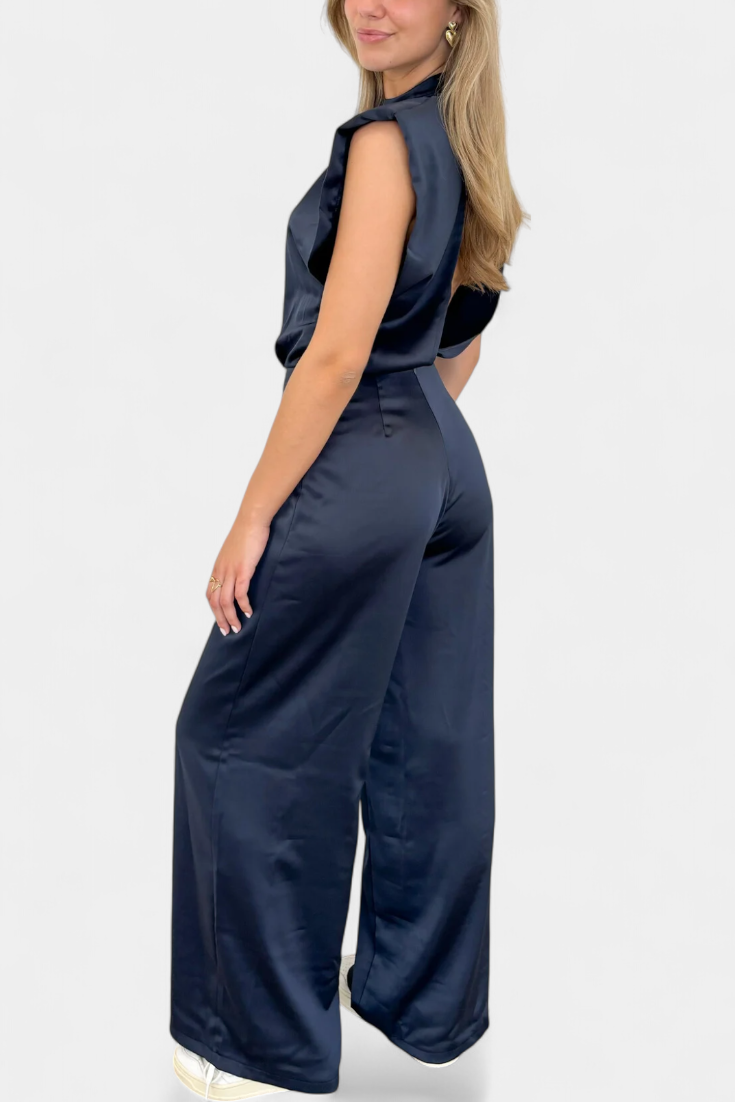 Francis | Mono Backless Fluid Cut