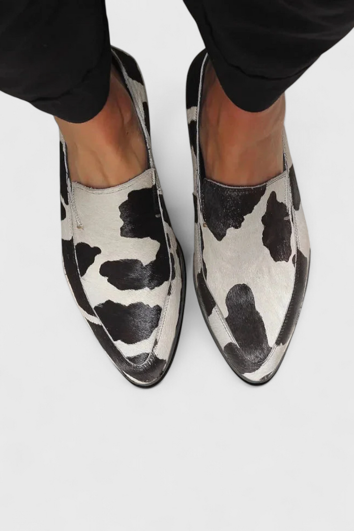 Elegant | Macarena Loafers with Low Heel and Animal Print