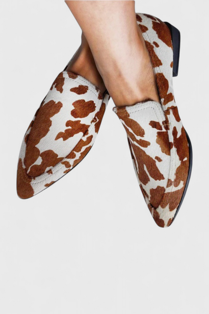 Greece | Low-Heeled Leather Loafers with Pointed Toe