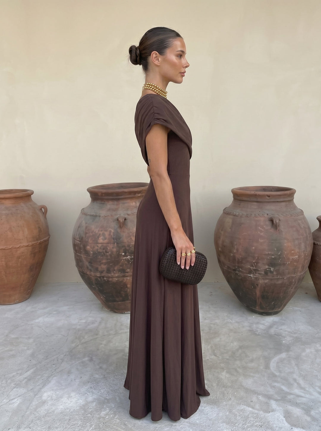 Yolanda | Discreet Elegance